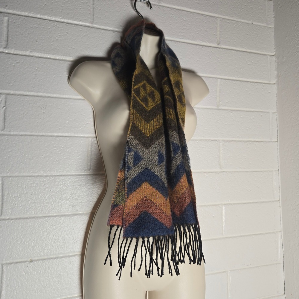 Tribal Print Geometric Southwestern Scarf Multicolor Tassel Fringe Indie Sleaze